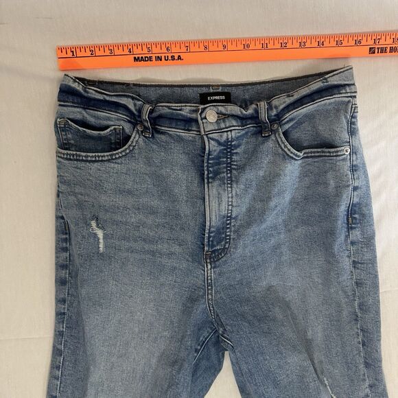 Express Womens Mom Jeans Super High Rise Distressed Size 12R 25" Inseam - Picture 3 of 4